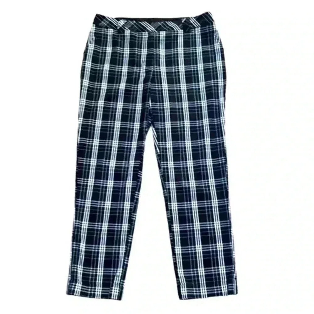 Cutter and Buck Women's Golf Cropped Pants Size 8